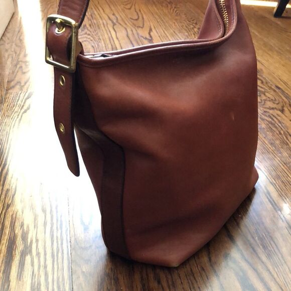 COACH Vintage Brown Leather Hobo Bucket Crossbody Bag
